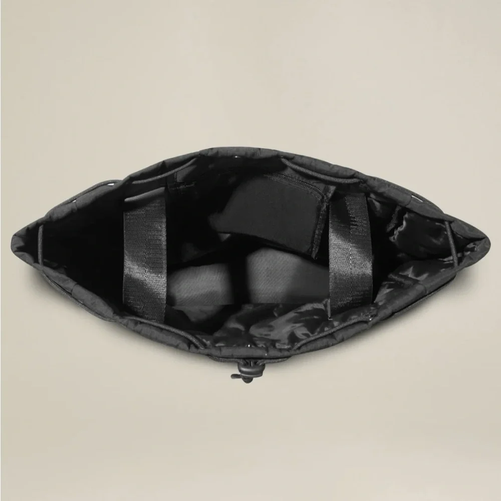 Backpack - Picture 5 of 6